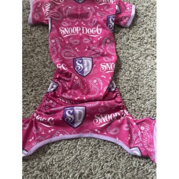 Snoop Doggie Doggs Pet Dog Pajamas Pink PJ's Size Medium Jammies - Picture 2 of 10